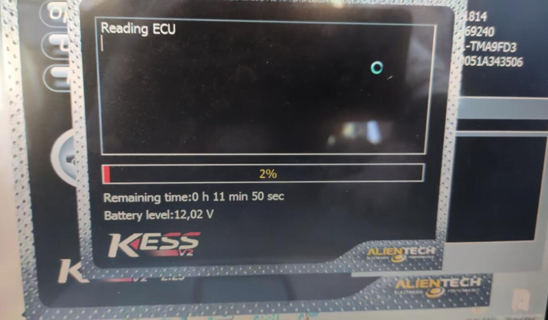 read-mercedes-crd2x-ecu-kt200-kess-or-pcmtuner-9