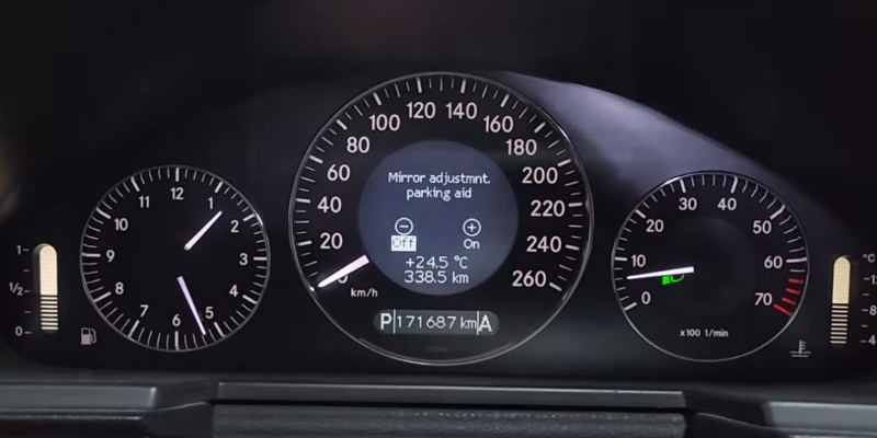 how-to-activate-mercedes-side-mirrors-lowering-at-parking-function-5