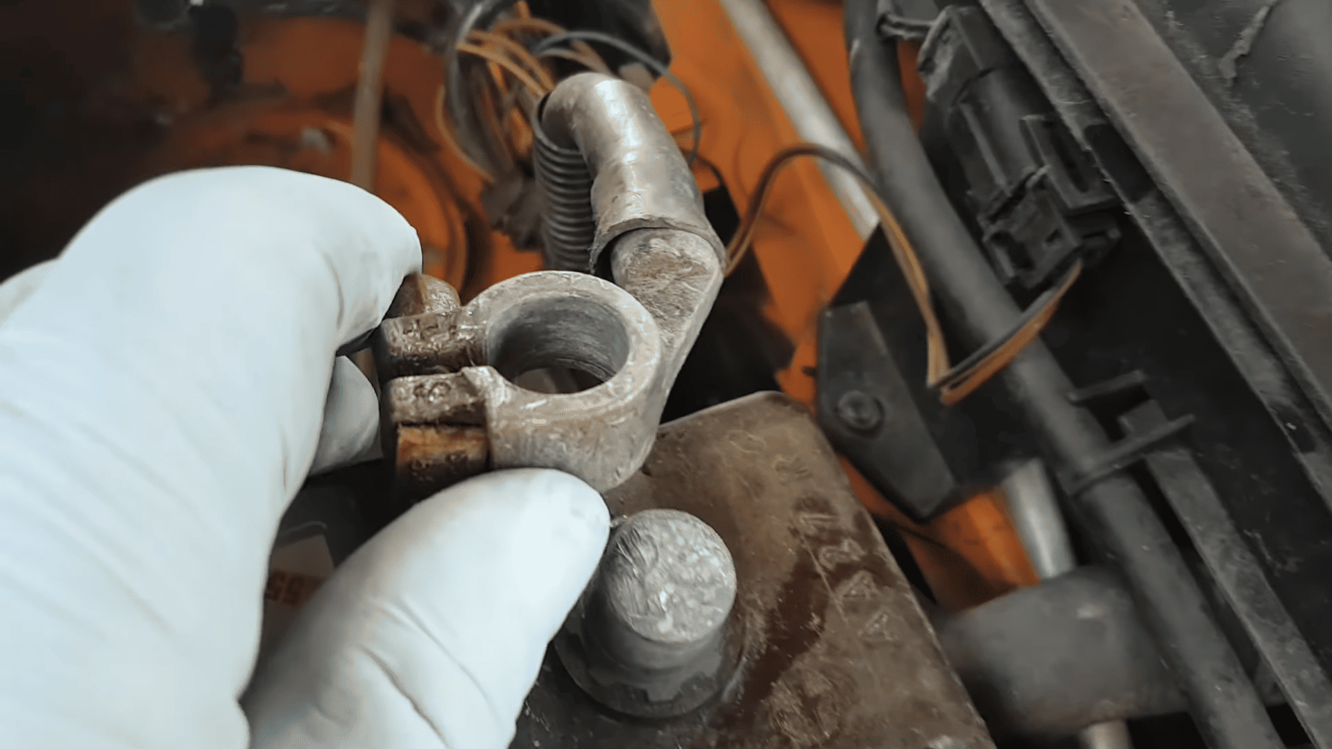 How Autel MaxiSys MS908S Pro II Identified an Immobilizer Communication Fault on a Porsche 911 3