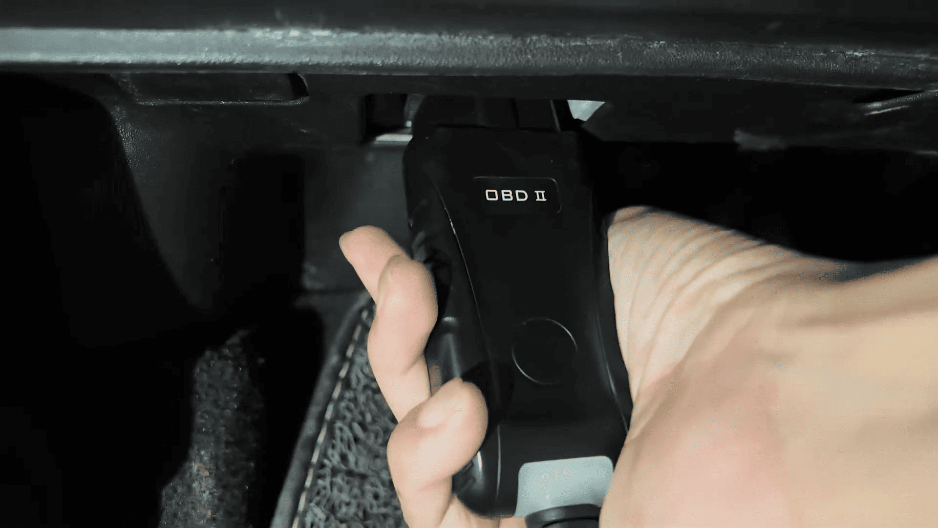 LONSDOR K518 Pro Program a 2018 Land Rover Smart Key via OBD 1 LONSDOR K518 Pro Program a 2018 Land Rover Smart Key via OBD 1