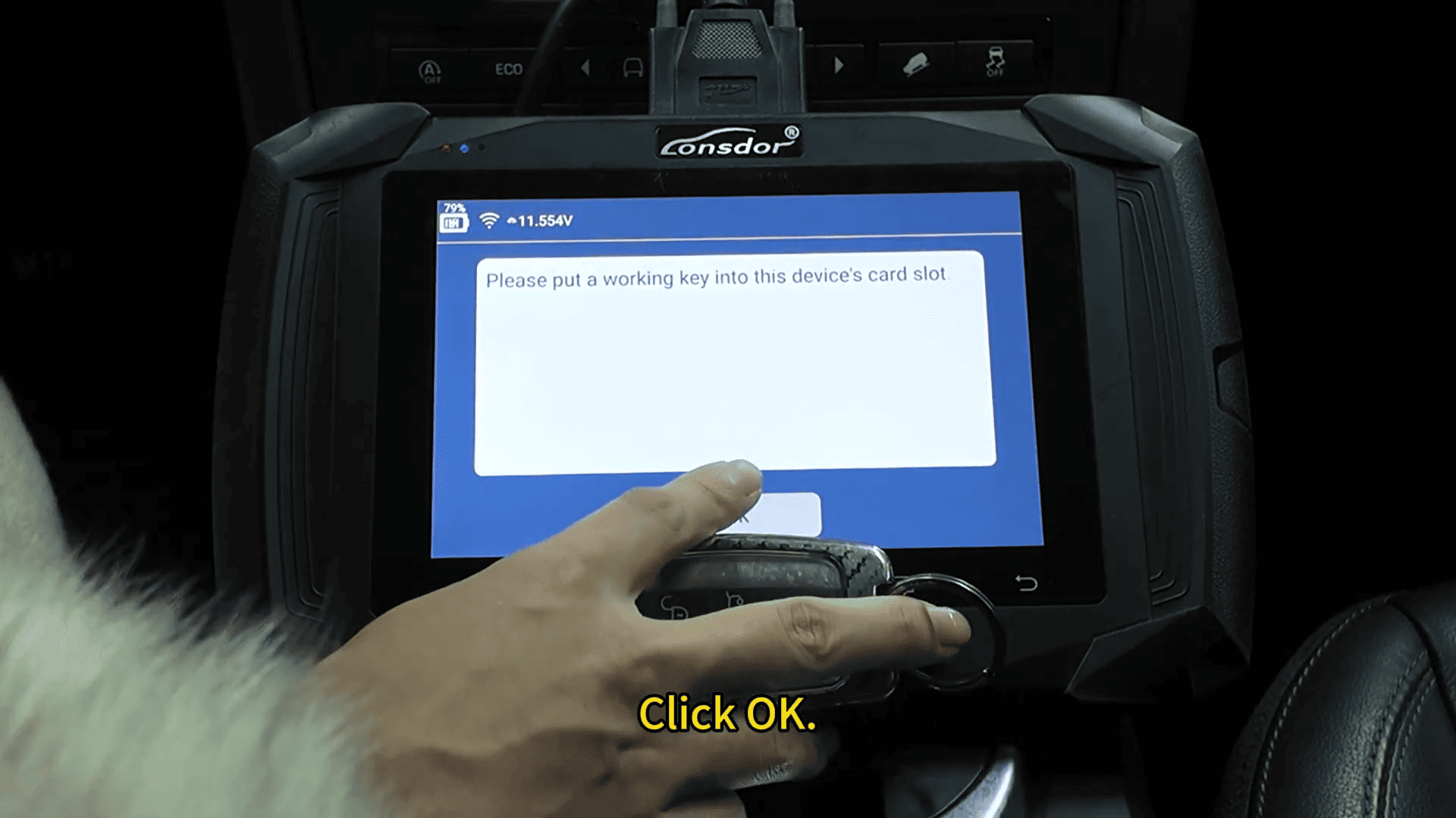 LONSDOR K518 Pro Program a 2018 Land Rover Smart Key via OBD 6 LONSDOR K518 Pro Program a 2018 Land Rover Smart Key via OBD 6