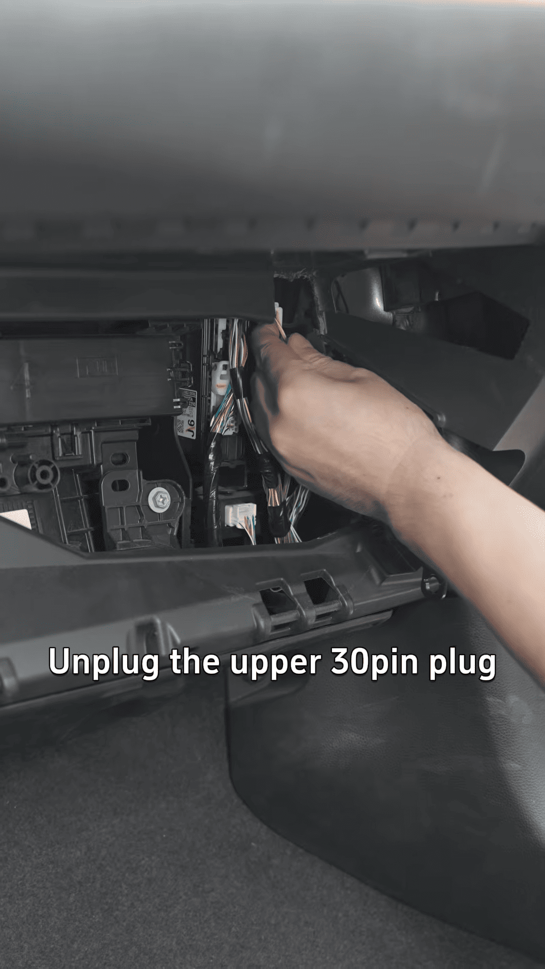 How to Program a Smart Key for 2024 Toyota Corolla with Lonsdor K518 Pro 1