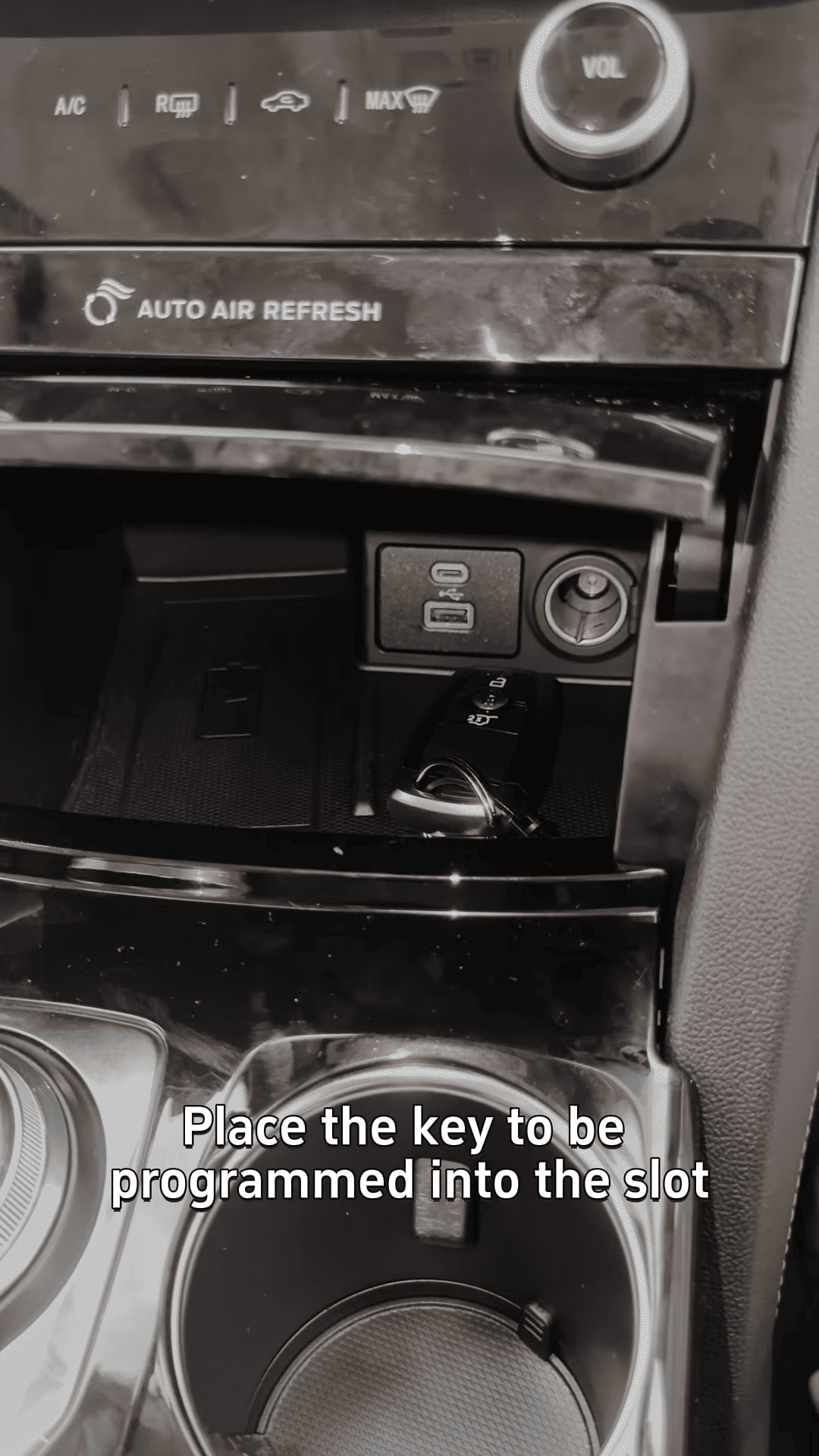 OBDSTAR G3 Adds a Smart Key to a 2020 Ford Escape via OBD 4