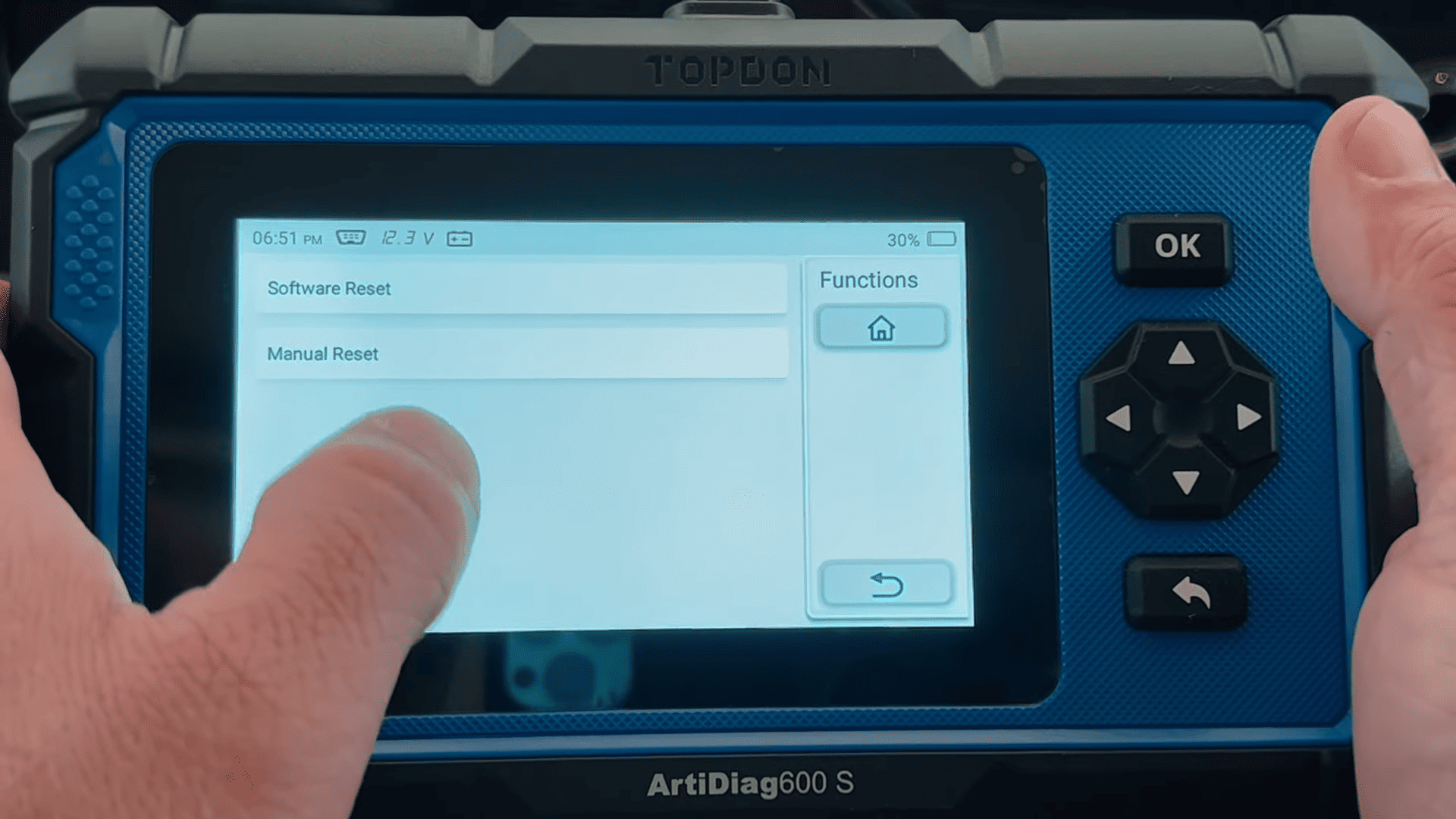 How to Reset GMC Yukon Oil Light with TOPDON ArtiDiag600 S 2